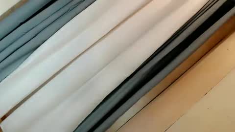 JESS - DONT FORGET TO FOLLOW ME AND GIVE ME THUMBS UP online show from November 2025 09:41:01 AM