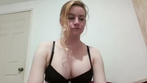 vagimosa online show from September 2025 03:28:02 AM