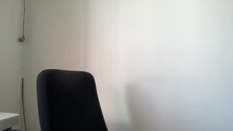 vaginalnik online show from April 2026 06:14:01 AM