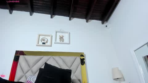 vahioleth  online show from February 2025 07:38:01 PM