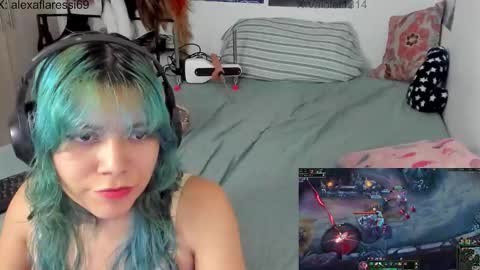 Vaiolet1314 online show from December 2025 12:38:02 AM