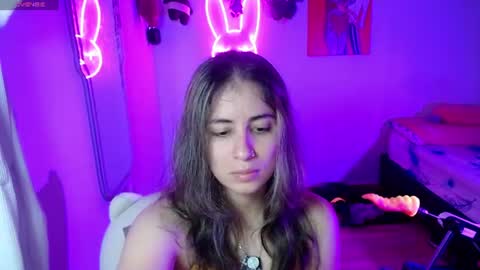 Snapshot of val_angelll chatting on June 2026 04:00:01 AM valentina online show from June 2026 04:00:01 AM
