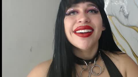Snapshot of valen_ross7 chatting on April 2026 08:53:02 AM valen_ross7 online show from April 2026 08:53:02 AM