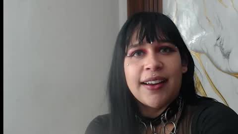 Snapshot of valen_ross7 chatting on May 2026 08:17:02 PM valen_ross7 online show from May 2026 08:17:02 PM