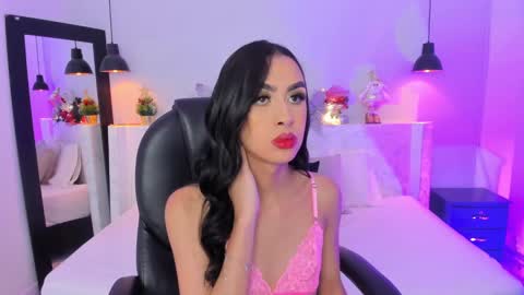 Snapshot of valenn__smith chatting on December 2024 04:22:02 AM Valentina online show from December 2024 04:22:02 AM