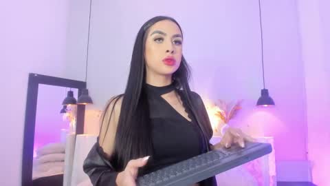 Snapshot of valenn__smith chatting on January 2025 07:20:02 PM Valentina online show from January 2025 07:20:02 PM