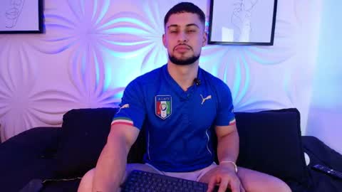 Snapshot of valenssio_moretti chatting on May 2026 01:47:02 AM valenssio_moretti online show from May 2026 01:47:02 AM
