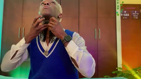 Snapshot of valent1nn chatting on December 2024 11:22:01 AM Valentin independent Cam Boy online show from December 2024 11:22:01 AM