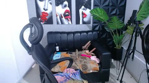 Valentina  online show from April 2026 08:46:01 PM