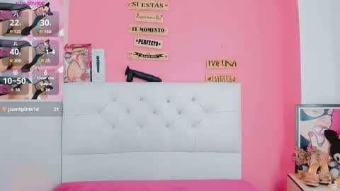 Snapshot of valentina_princess_ chatting on April 2026 05:52:01 AM valentina_princess_ online show from April 2026 05:52:01 AM
