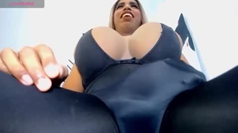 valentinabigcock23 online show from October 2025 12:35:01 PM