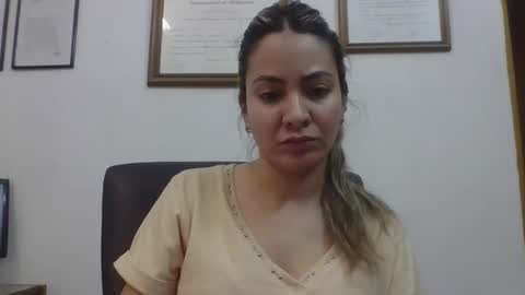 Snapshot of valentinaseleni24 chatting on October 2025 10:22:02 PM valentinaseleni24 online show from October 2025 10:22:02 PM