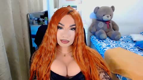 Snapshot of valentinaxqueen chatting on February 2025 01:58:01 AM    online show from February 2025 01:58:01 AM