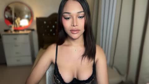 VALENTINE online show from March 2026 07:28:01 PM