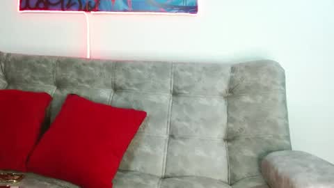 Nick online show from November 2025 12:38:01 PM