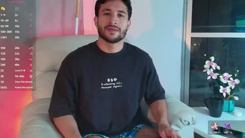 Valentino online show from January 2025 05:03:02 AM