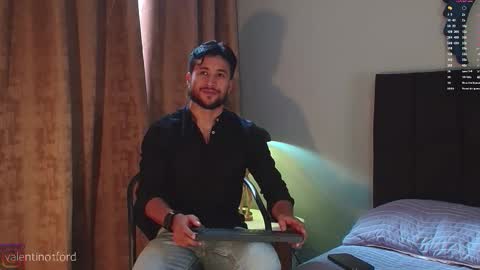 Valentino online show from September 2025 08:42:01 PM