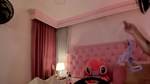 Vale Toro  online show from January 2025 11:45:01 AM