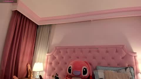 Vale Toro  online show from March 2025 11:39:02 AM