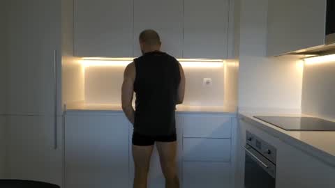 Couple online show from June 2026 06:17:01 PM