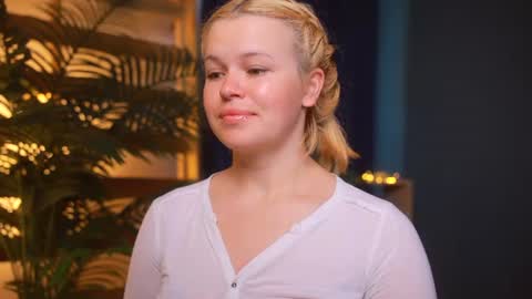 valeri______ online show from June 2026 07:34:01 AM