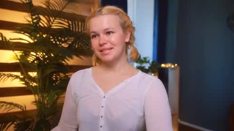 valeri______ online show from June 2026 07:00:01 AM