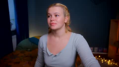 valeri______ online show from July 2026 07:15:02 AM