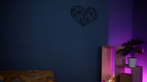 valeri______ online show from July 2026 07:17:02 AM