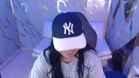 valeri_harpers4 online show from September 2025 03:04:02 PM