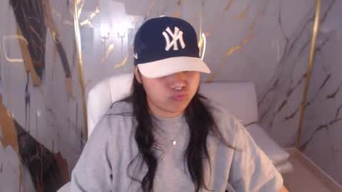 valeri_harpers4 online show from November 2025 01:21:02 PM