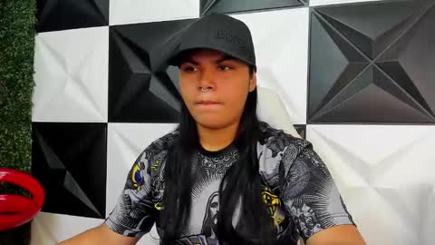 valeri_harpers4 online show from February 2026 01:12:01 AM