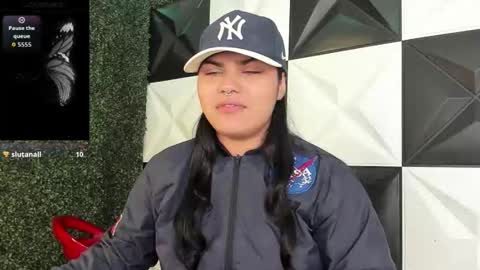 valeri_harpers4 online show from February 2026 11:47:01 PM