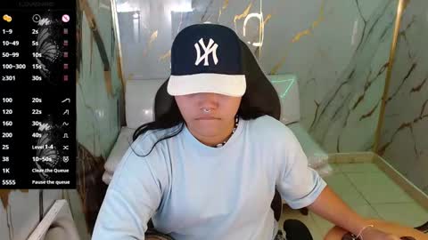 valeri_harpers4 online show from March 2026 01:25:01 PM