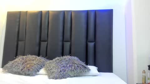 valeri_tafur online show from January 2025 11:01:02 AM