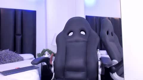 valeri_tafur online show from January 2025 07:53:02 PM