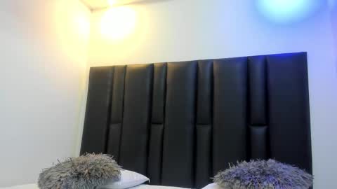 valeri_tafur online show from February 2025 10:55:01 AM