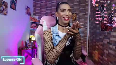 Snapshot of valeria_dior_ chatting on September 2025 07:19:01 AM ...VALERIA DIR... online show from September 2025 07:19:01 AM
