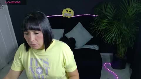 Snapshot of valeriaa_cruz chatting on March 2026 10:21:01 AM valeriaa cruz online show from March 2026 10:21:01 AM