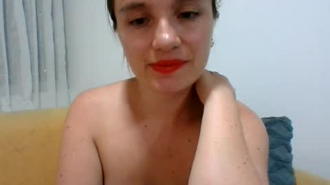 Snapshot of valeriafrannco chatting on July 2026 04:18:01 AM valeriafrannco online show from July 2026 04:18:01 AM