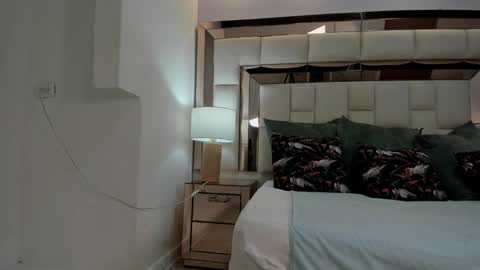 Valeria  online show from January 2026 12:11:01 PM