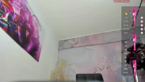 Snapshot of valeriaqueents chatting on September 2025 01:33:01 PM online show from September 2025 01:33:01 PM