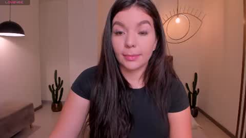 Snapshot of valeriaroldanx chatting on July 2026 11:28:01 AM Valeria online show from July 2026 11:28:01 AM