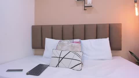 Valeria  online show from February 2026 12:02:02 PM