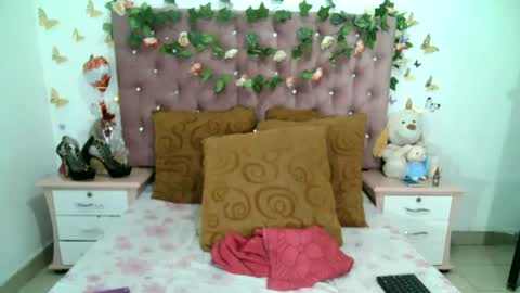 La valerie26 online show from February 2025 08:54:01 PM