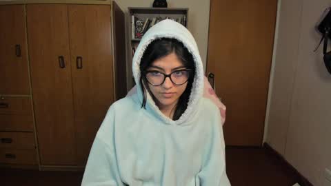 Val  online show from January 2025 07:35:01 AM