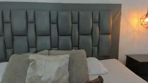 Snapshot of valerie_rouse chatting on March 2025 08:20:02 PM Valerie online show from March 2025 08:20:02 PM