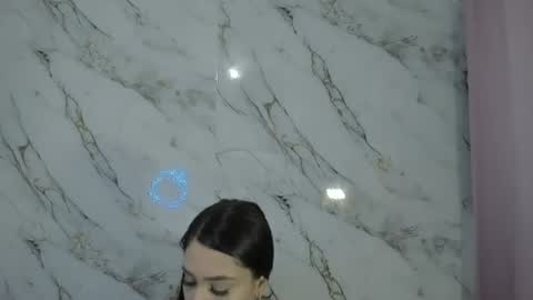 Snapshot of valerie_rouse chatting on July 2026 10:38:01 PM Valerie online show from July 2026 10:38:01 PM