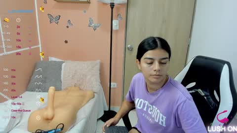 Juli C online show from December 2024 08:34:02 PM