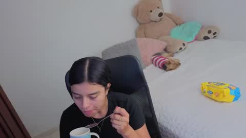 valerihouse_ online show from June 2026 02:21:01 AM