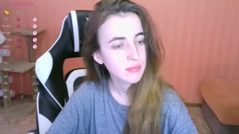 Snapshot of valeritiio chatting on March 2025 05:49:02 AM valeritiio online show from March 2025 05:49:02 AM